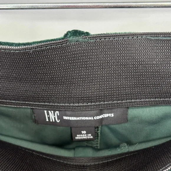 🦆 INC International Concepts Dark Green Velvet stretchy Pants - Picture 4 of 7